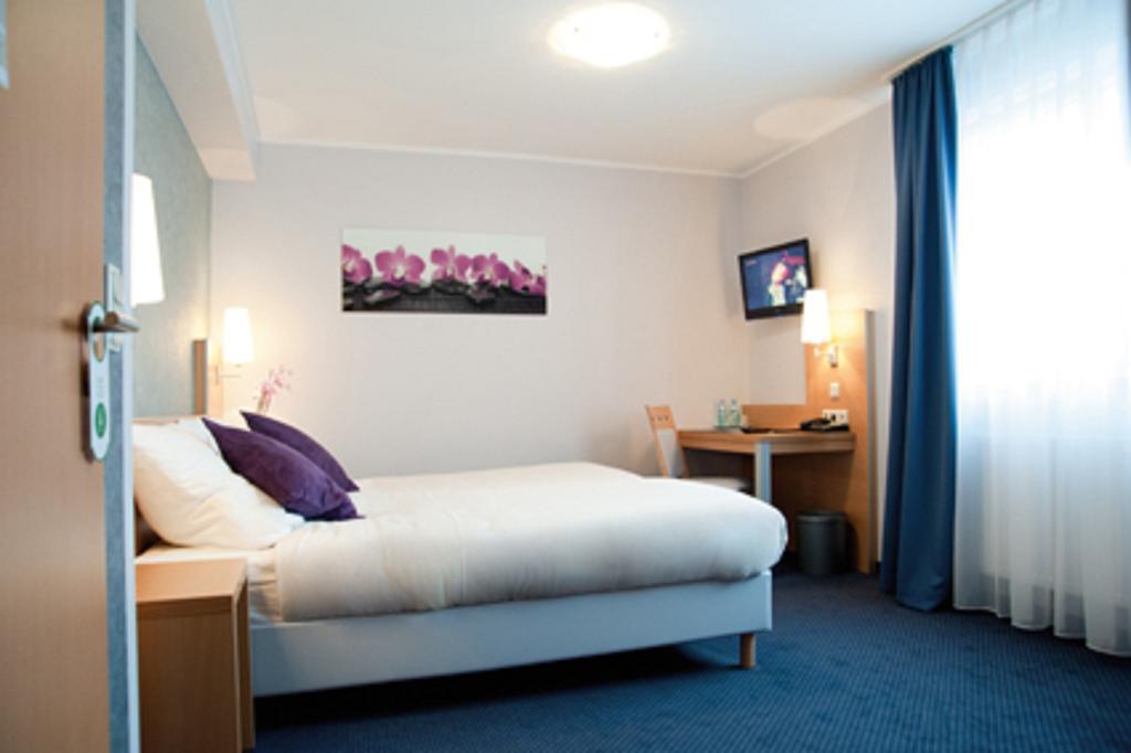 Hotel Beuss Oberursel Rum bild