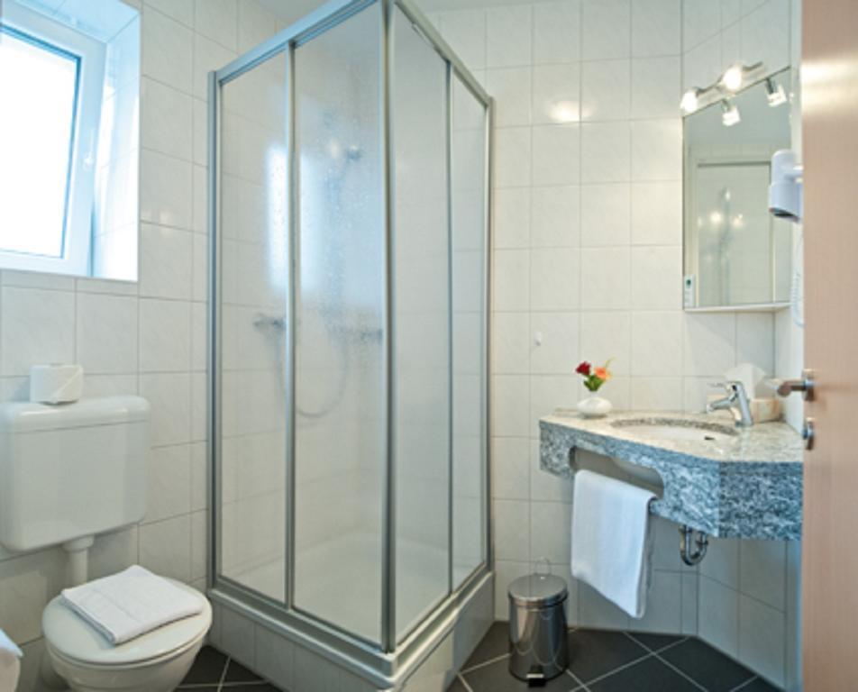 Hotel Beuss Oberursel Rum bild
